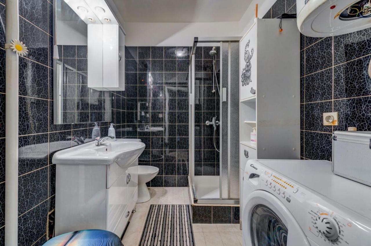 Cool Cozy Apartment スプリト エクステリア 写真